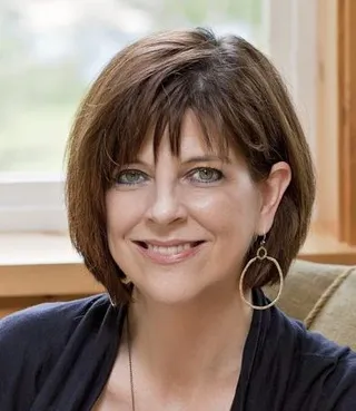 Portrait of Lynn Redenbach