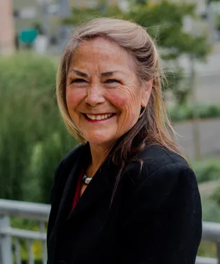 Portrait of Mari Alexander